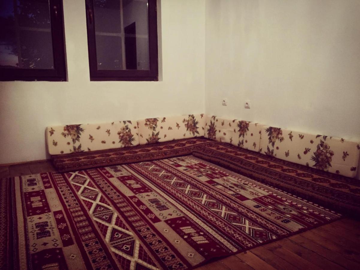 Oda Guesthouse Прізрен Екстер'єр фото